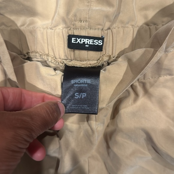 Size Small Express Shortie Women's Beige Comfy Shorts - Picture 3 of 8